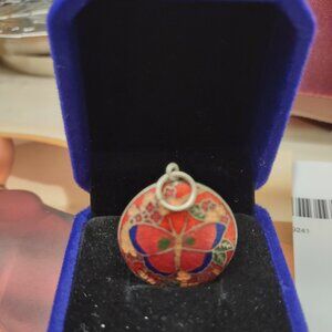 Enamel butterfly cloisonne pendant circa 1970. EUC